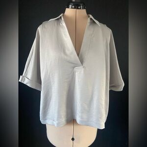Simons Icone Elegant Gray silver Women's Top blouse size large